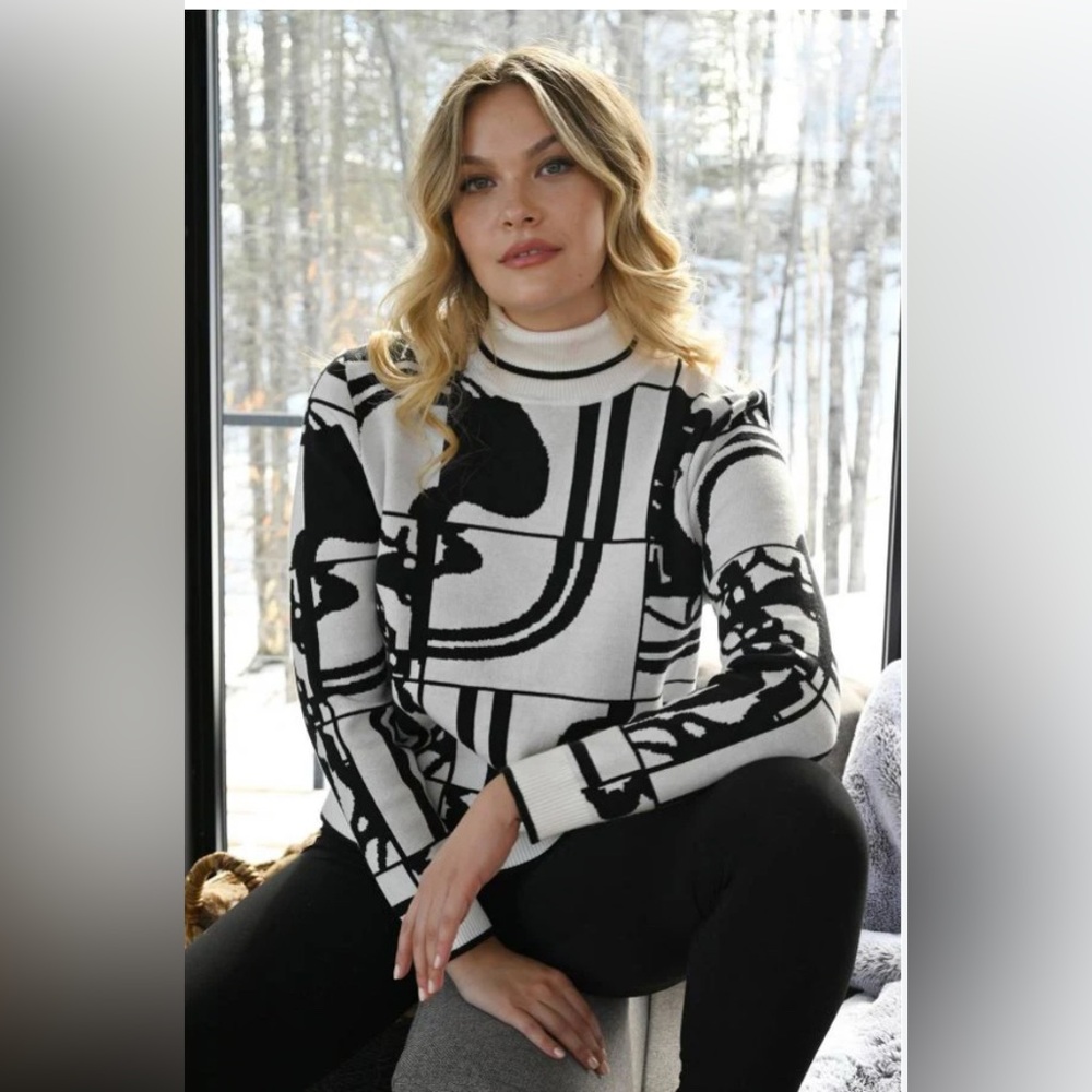 FRANK LYMAN DESIGNS MONTREAL White and Black Knit Top
